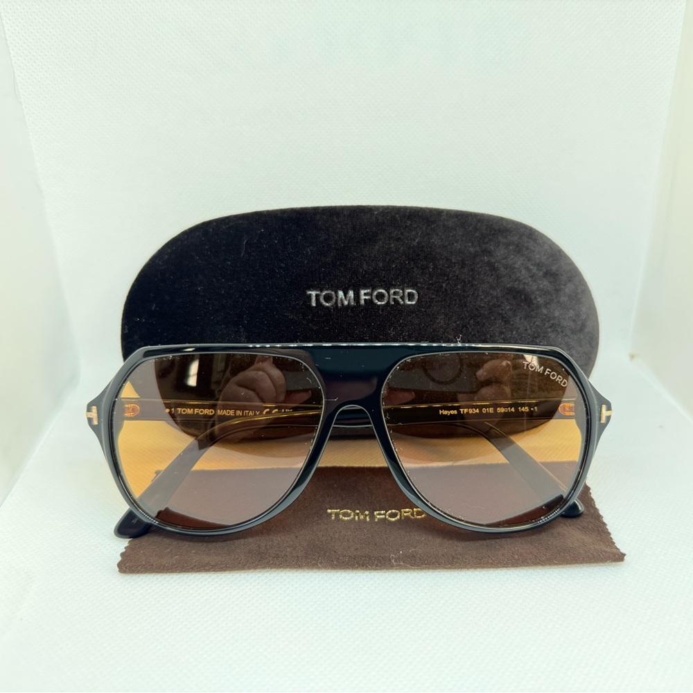 Tom Ford Black Frame Sunglasses with light brown Lenses